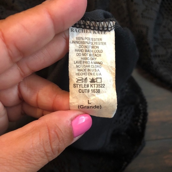 Beautiful black blouse large with adorable sleeves - Picture 5 of 5